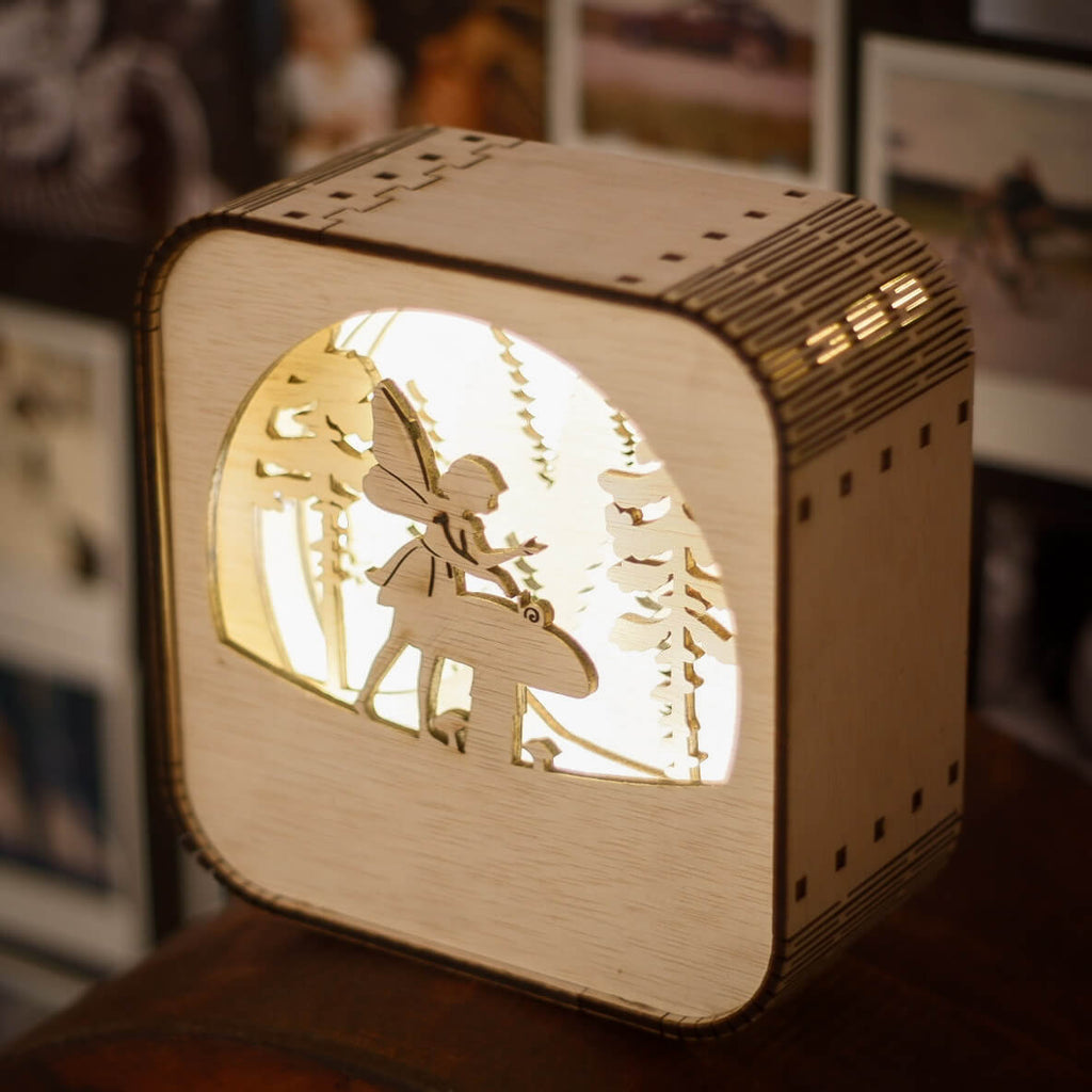 Lampă de veghe cu zână și ciupercuță