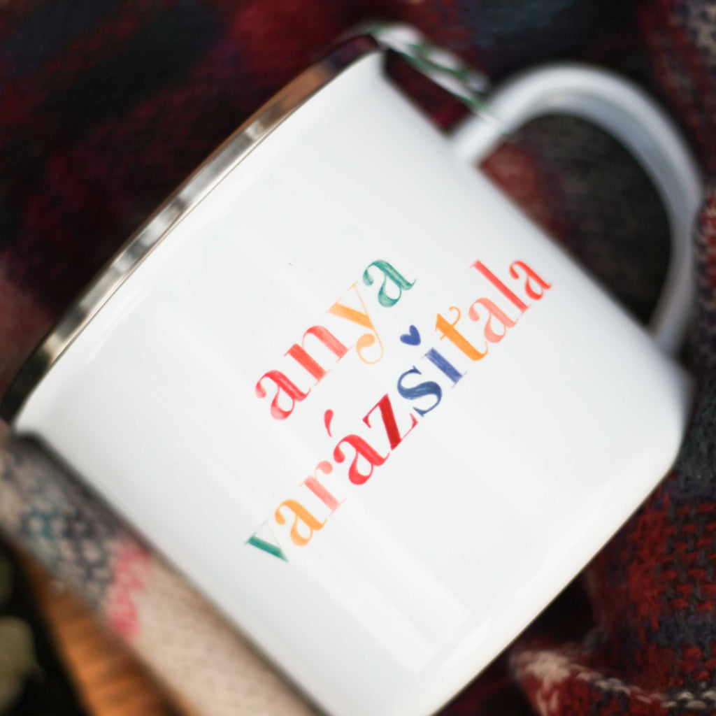 Cană emailată "Anya varázsitala"