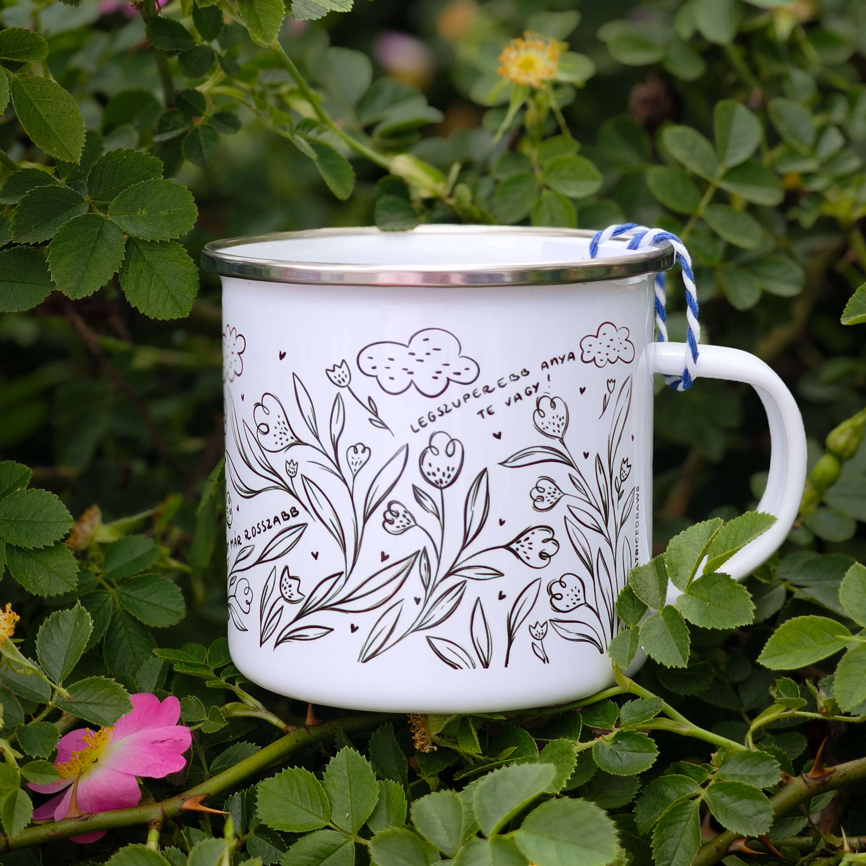 Cană emailată "A mosatlan később is ott lesz..."